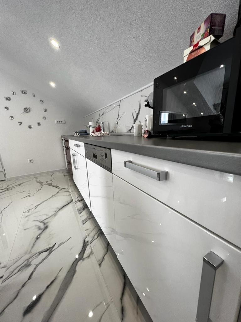 Luxury Apartment Megy Otočac Eksteriør bilde