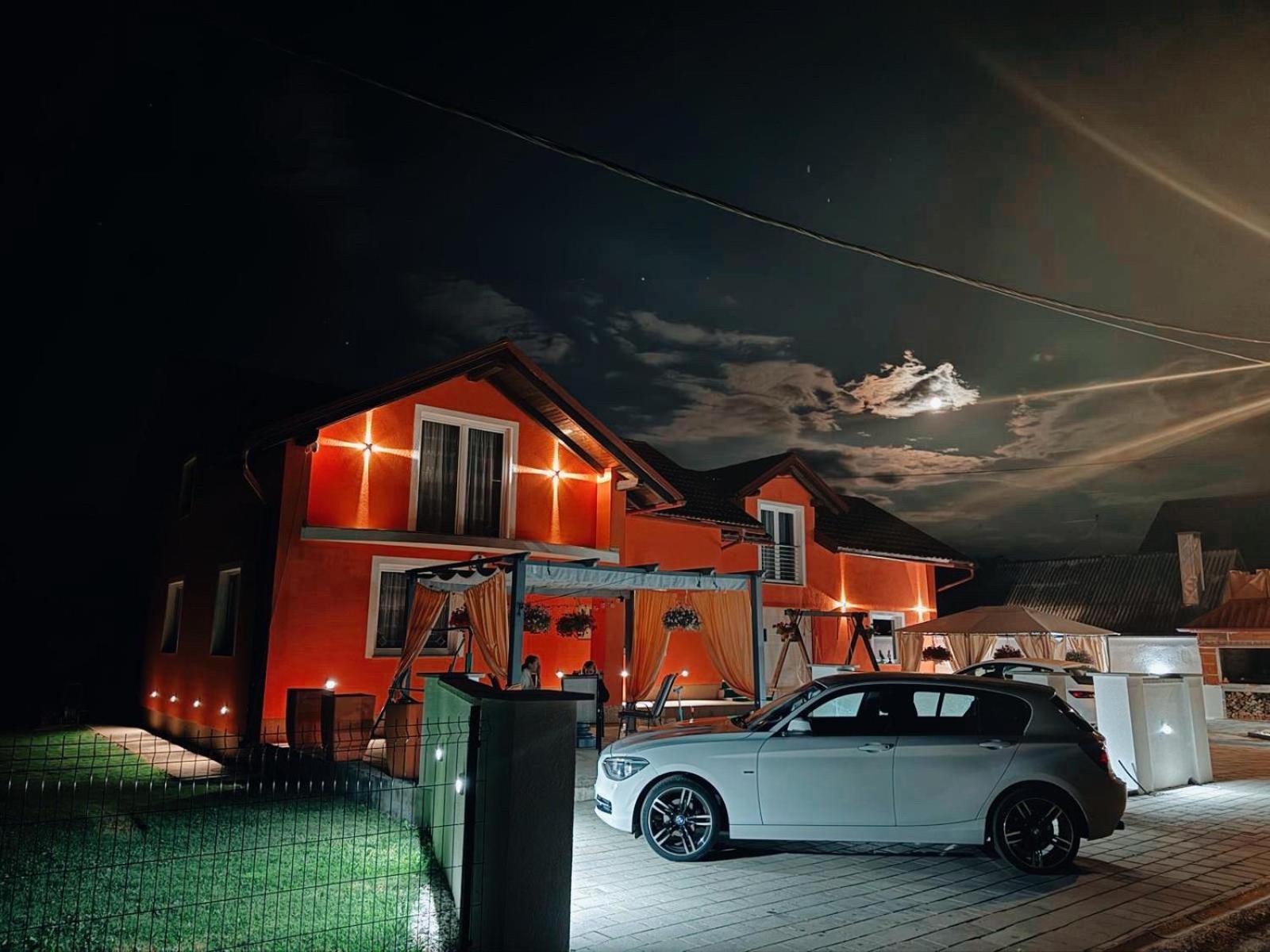 Luxury Apartment Megy Otočac Eksteriør bilde